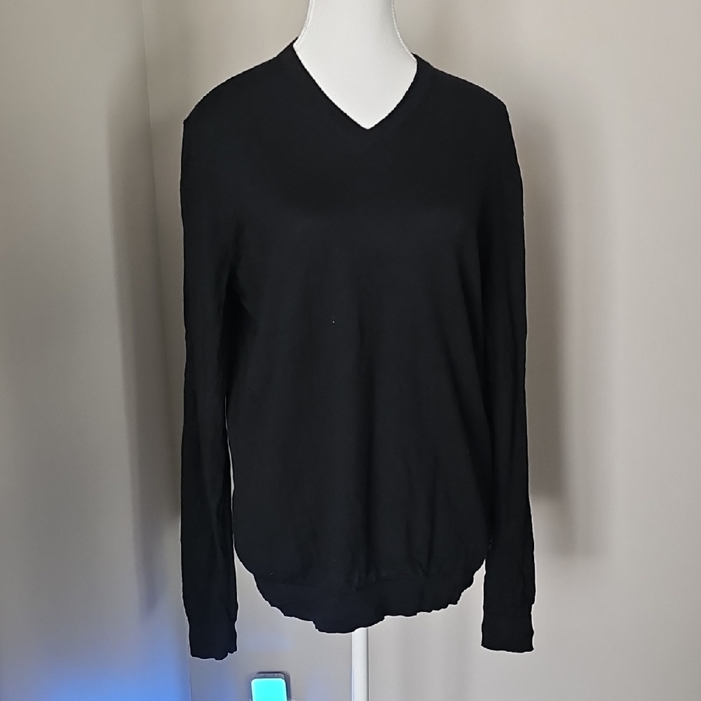 Ted Baker 100% Merino Wool Black V-Neck Sweater. Sz 4